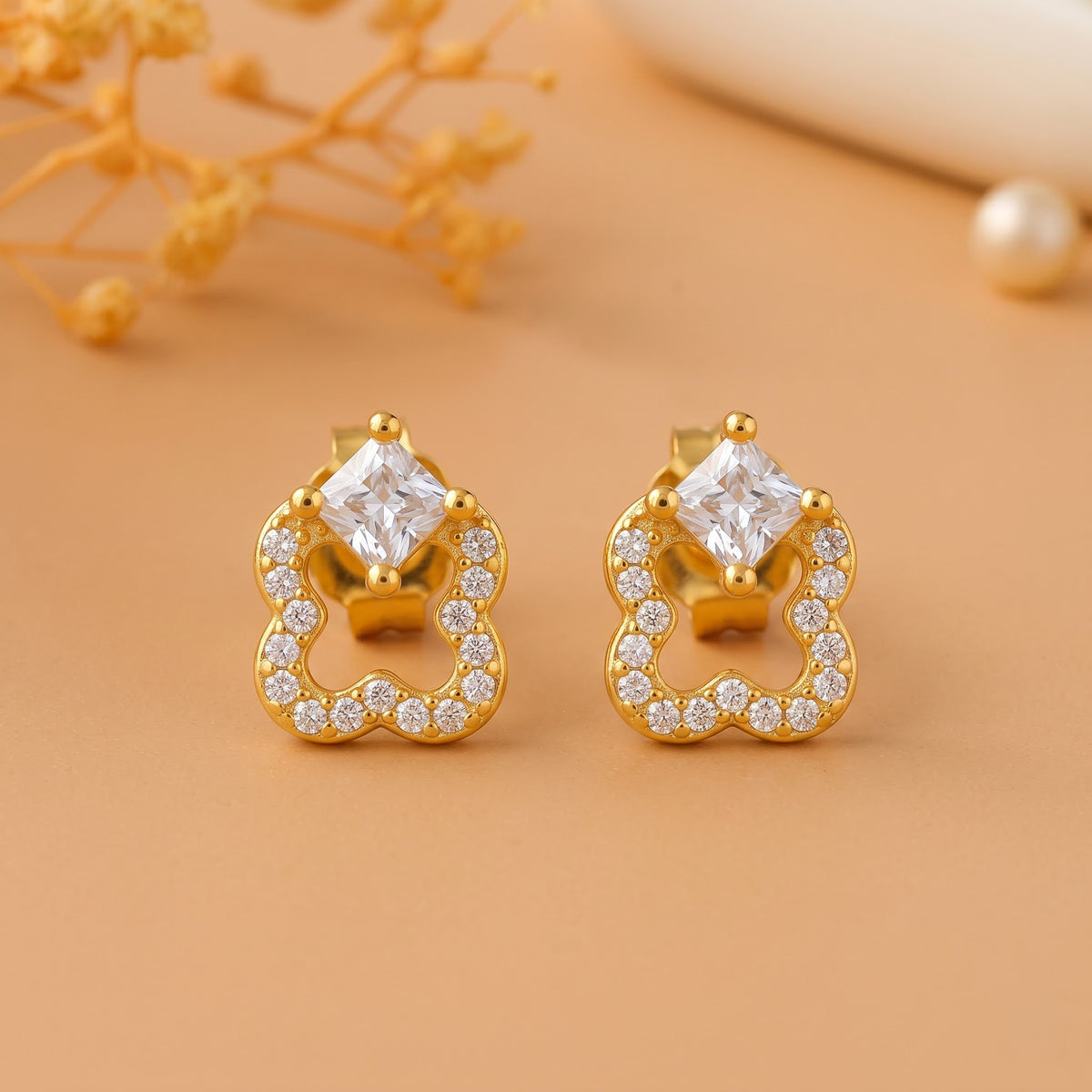 Geometric Pavé Frame Solitaire Stud Earring