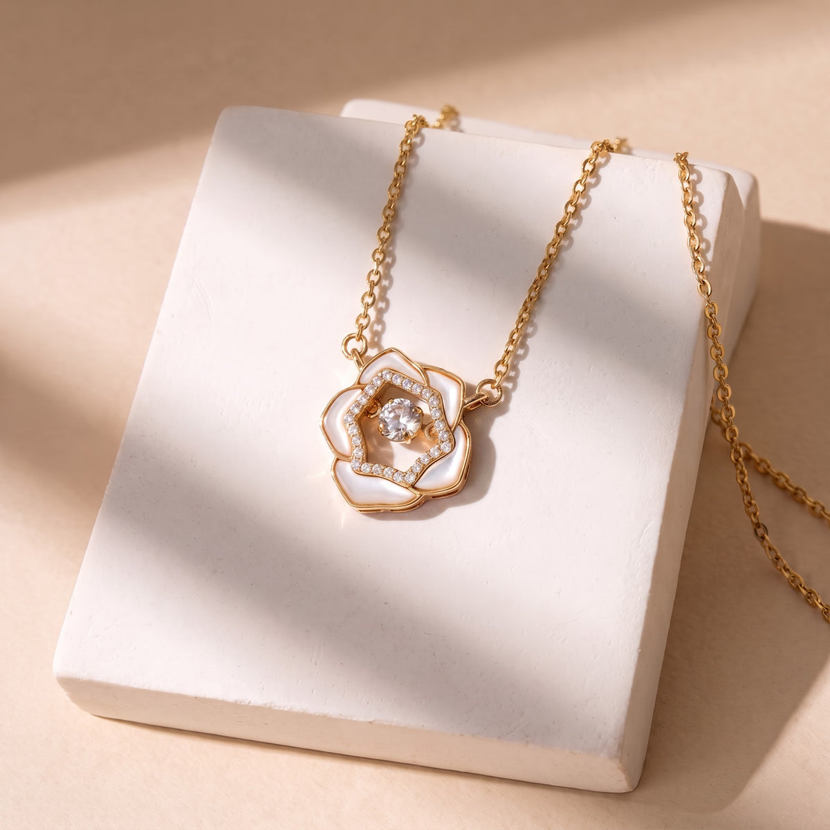 Blooming Diamond Necklace