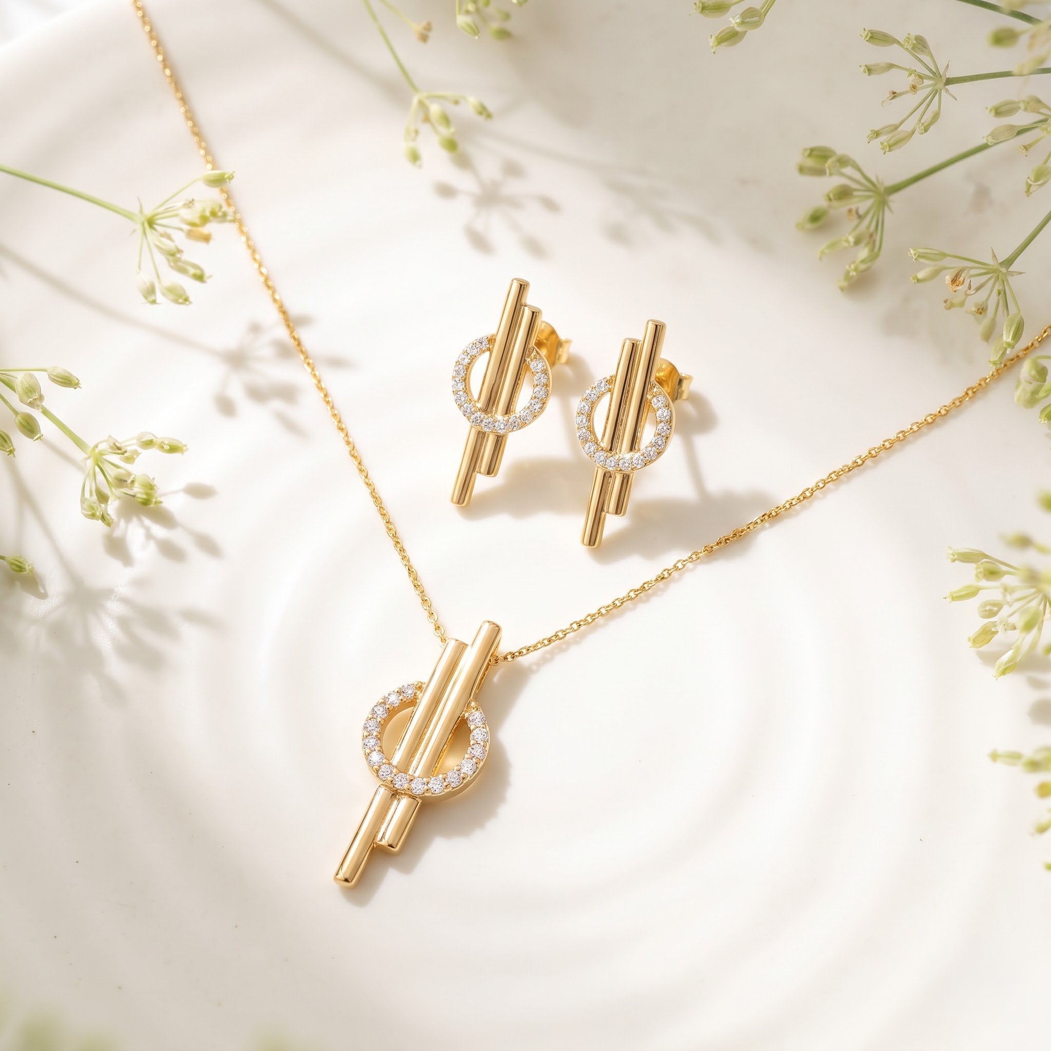Gold Geometric Linear Halo Diamond Set
