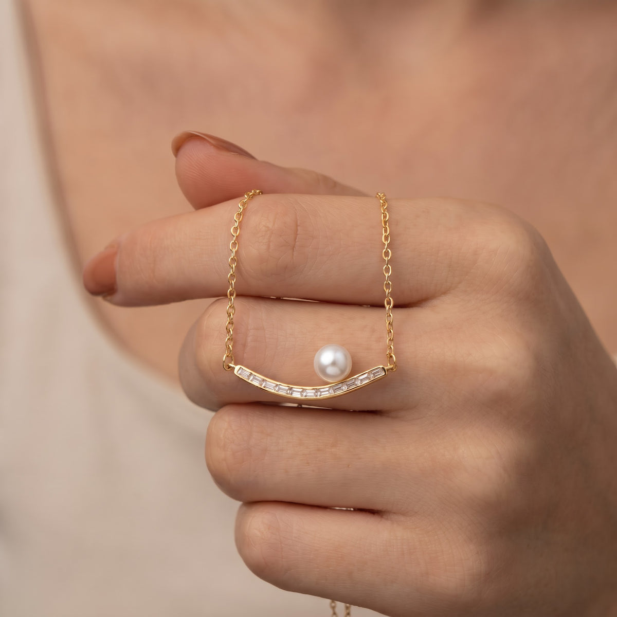 Pearl Arc Necklace