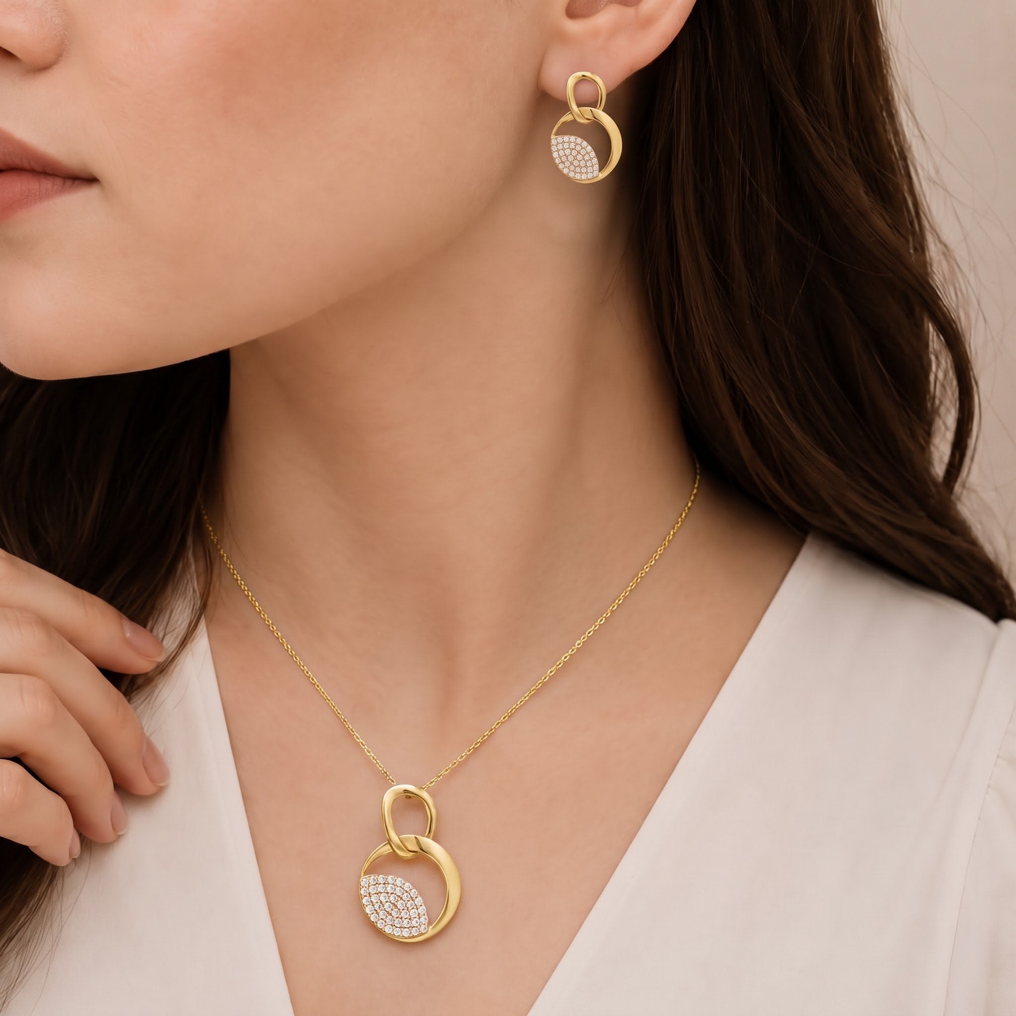 Gold Interlocking Leaf Loop Set