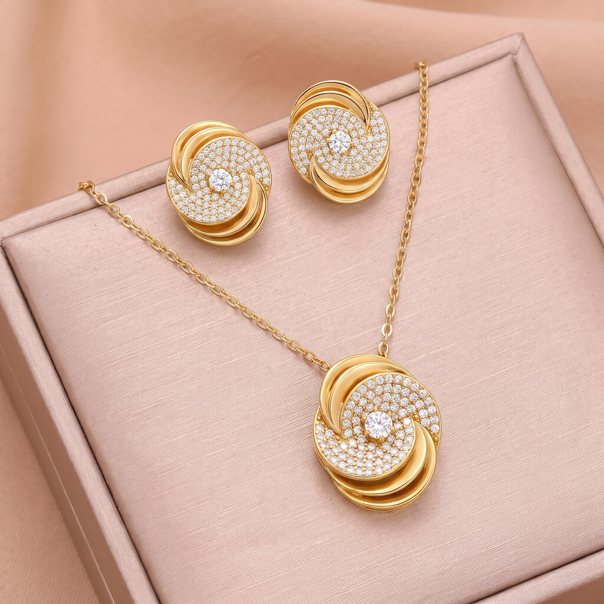 Gold Diamond Swirl Rose Set