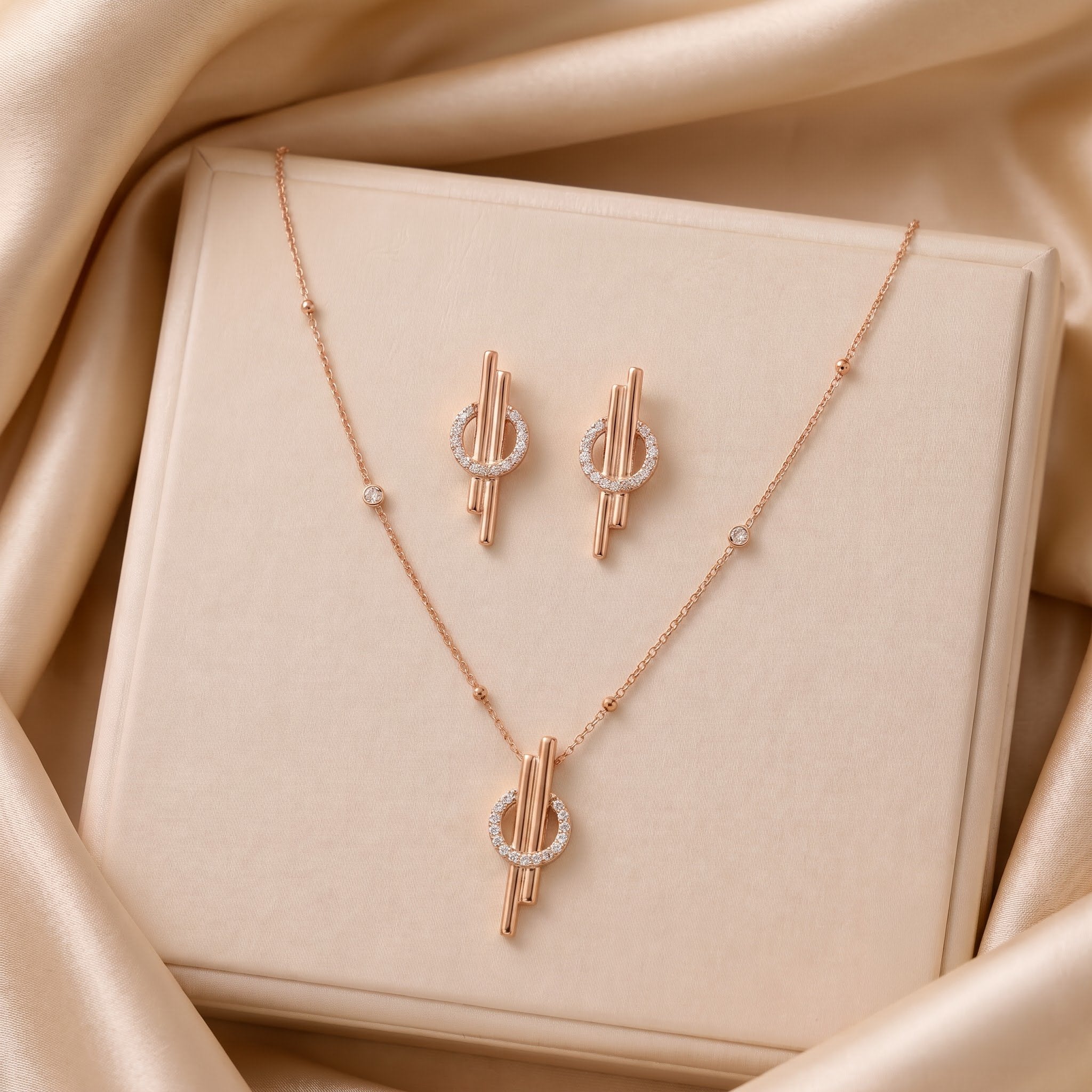 Gold Geometric Linear Halo Diamond Set