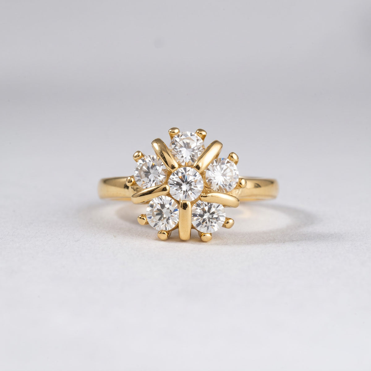 Round Brilliant Floral Cluster Ring