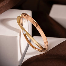 Dual-Tone Twisted Pear Stone Kada