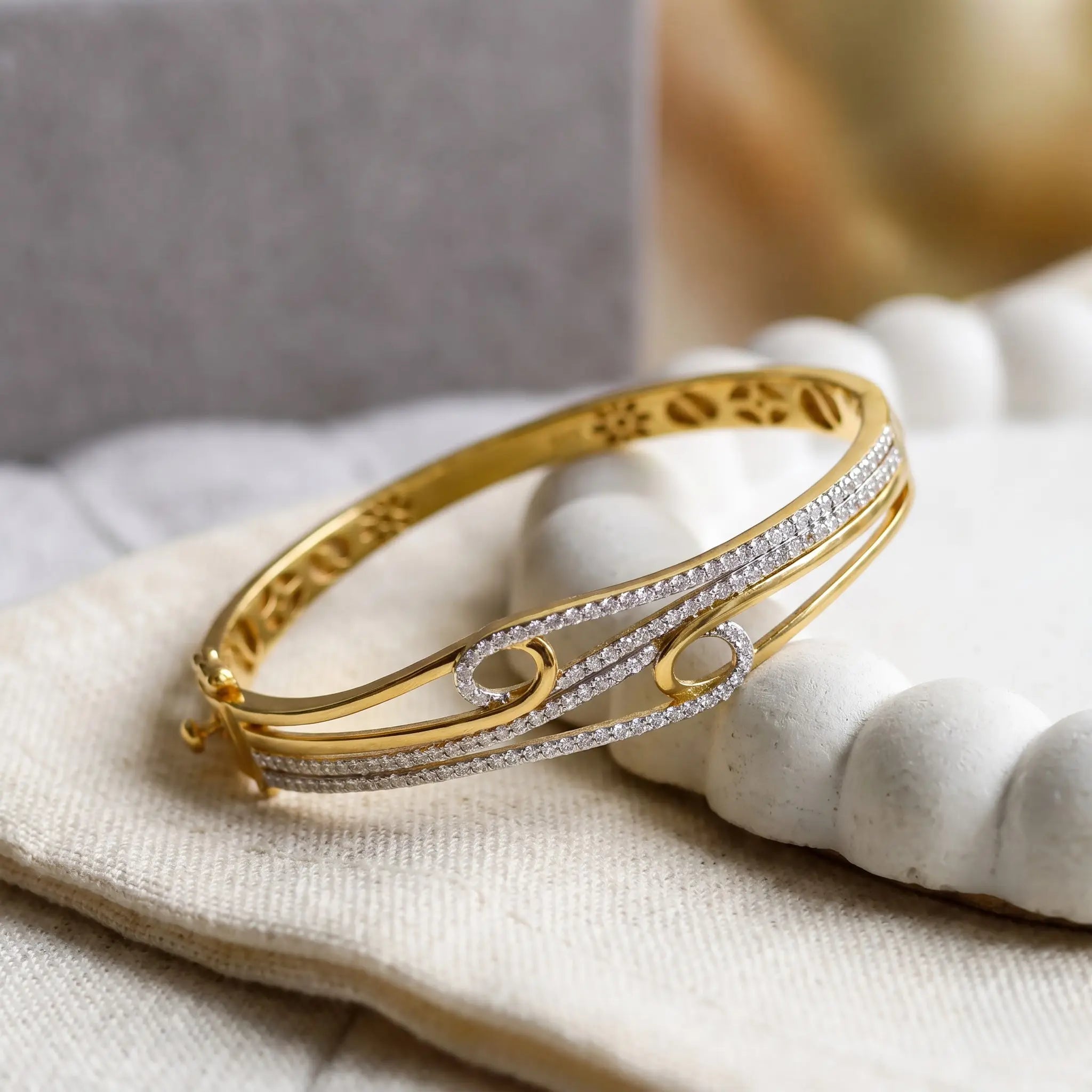 Gold Intertwined Loop White Stone Kada