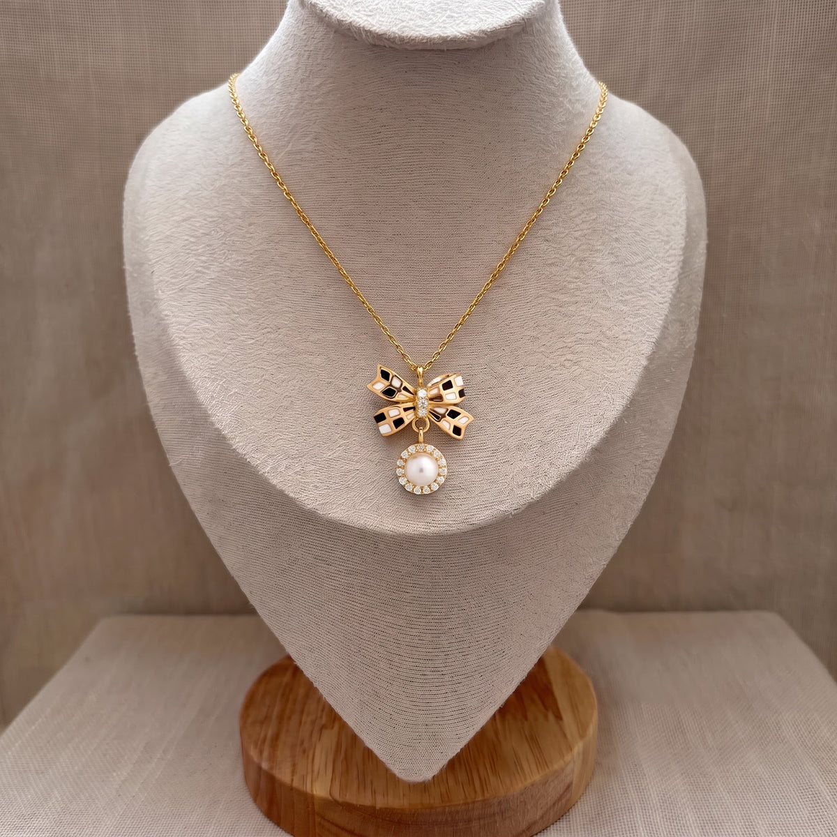 Bow Pearl Charm Necklace