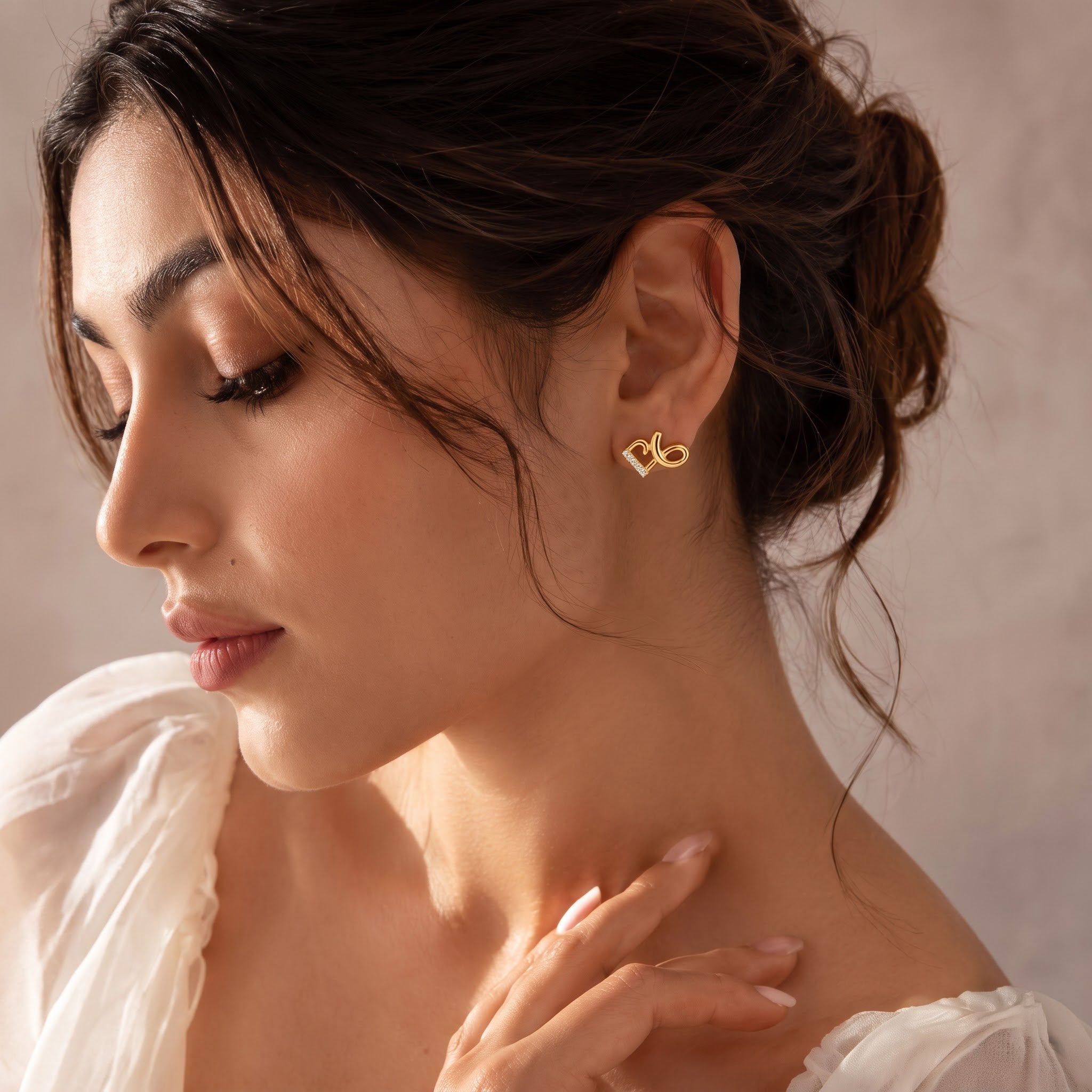 Abstract Heart : Double Swirl Diamond Stud Earrings
