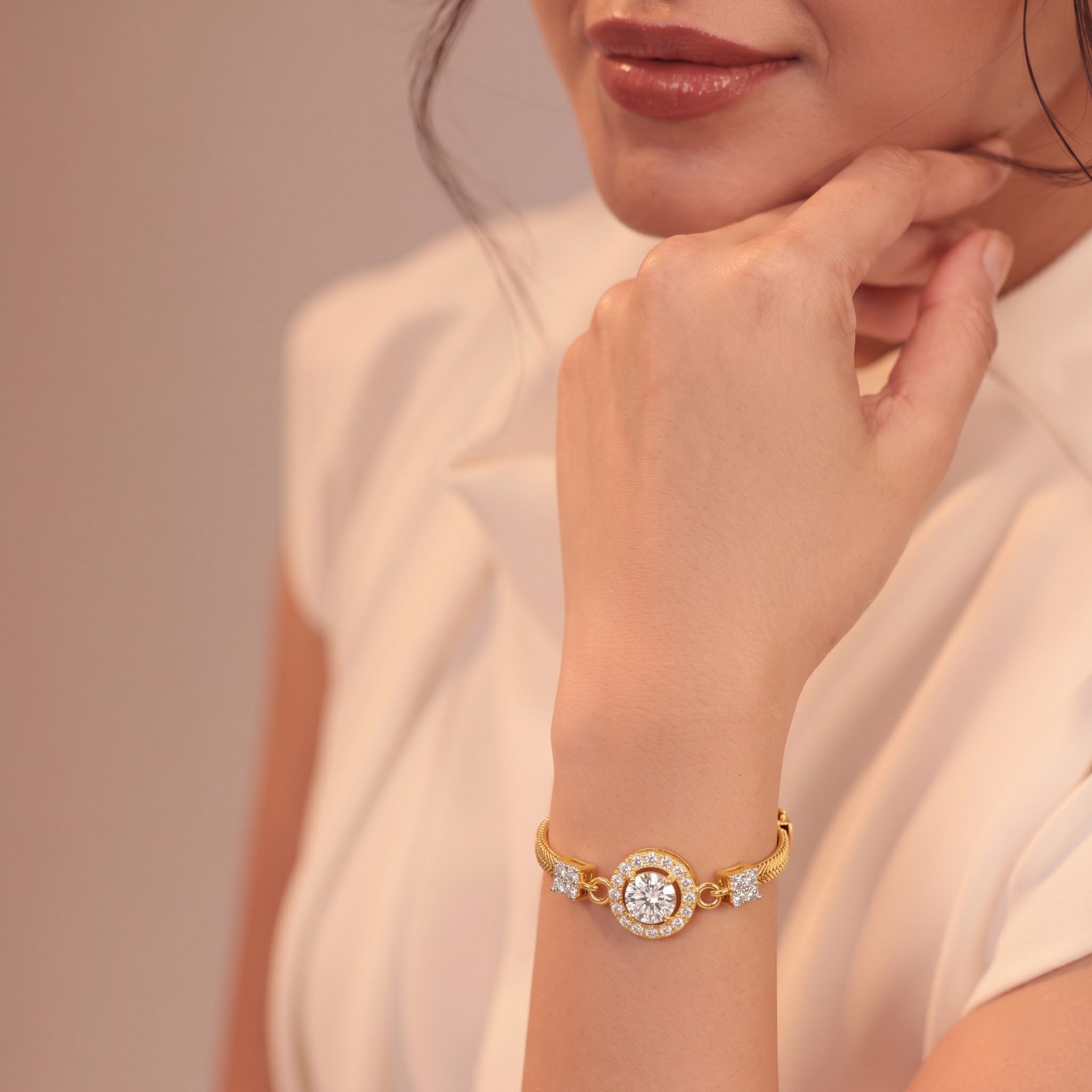 Solitaire Halo Bracelet