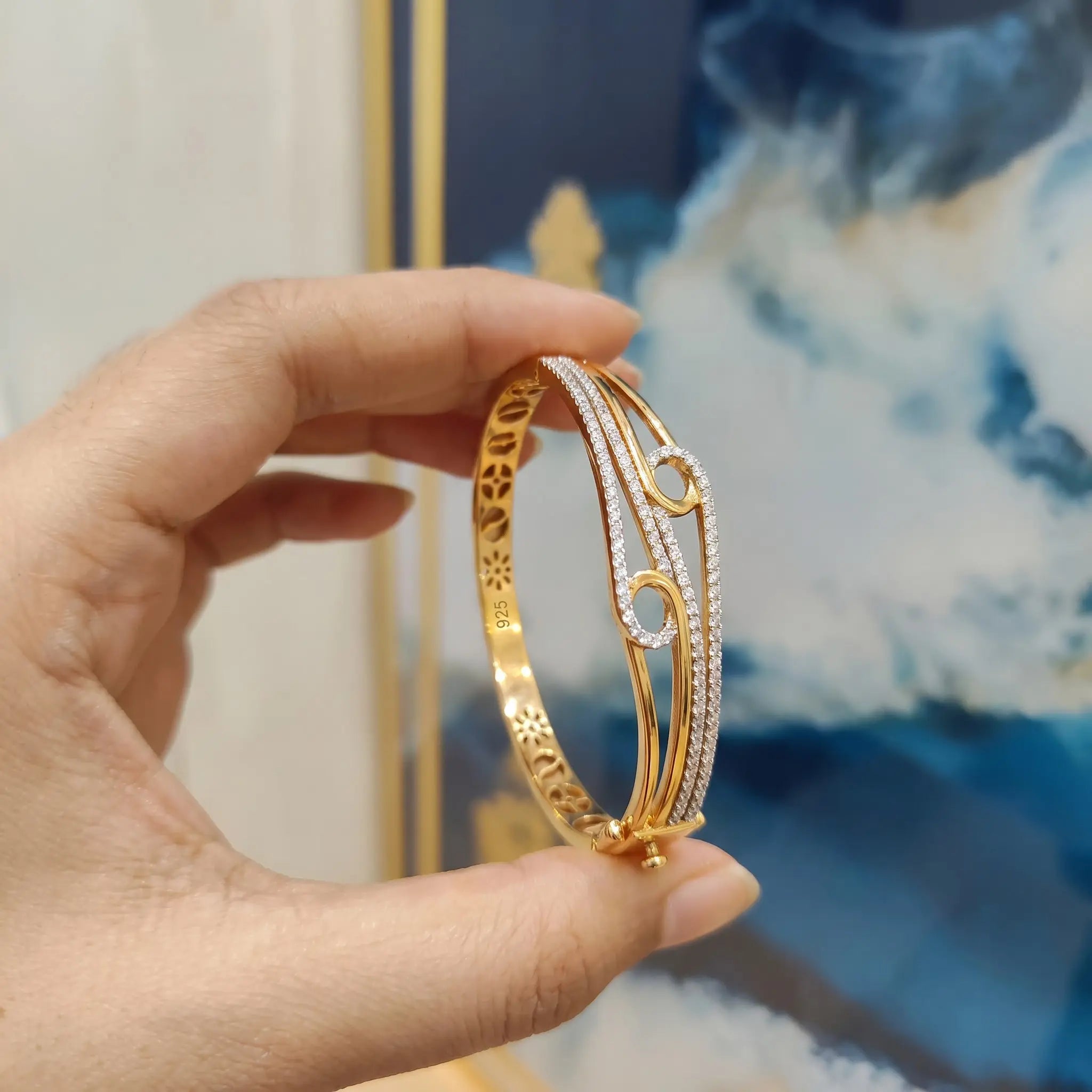 Gold Intertwined Loop White Stone Kada