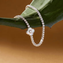 Quadra Bloom Bracelet