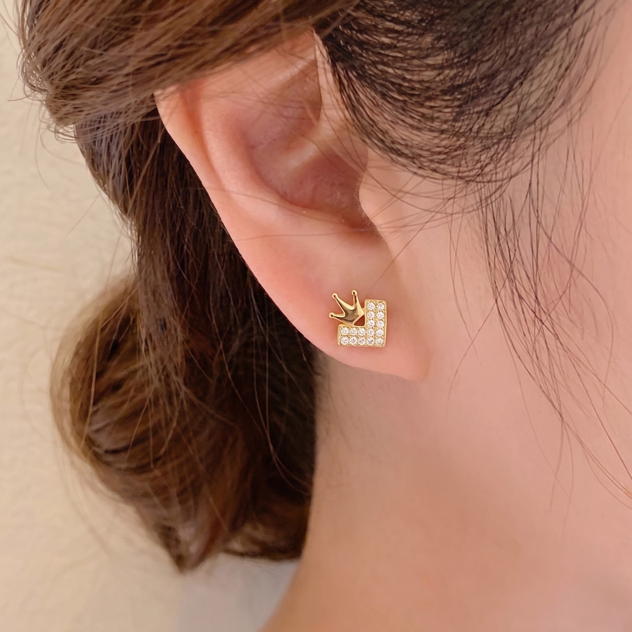 Crown Initial 'L' Diamond Stud Earrings