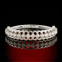 Round Brilliant Diamond Scalloped Band