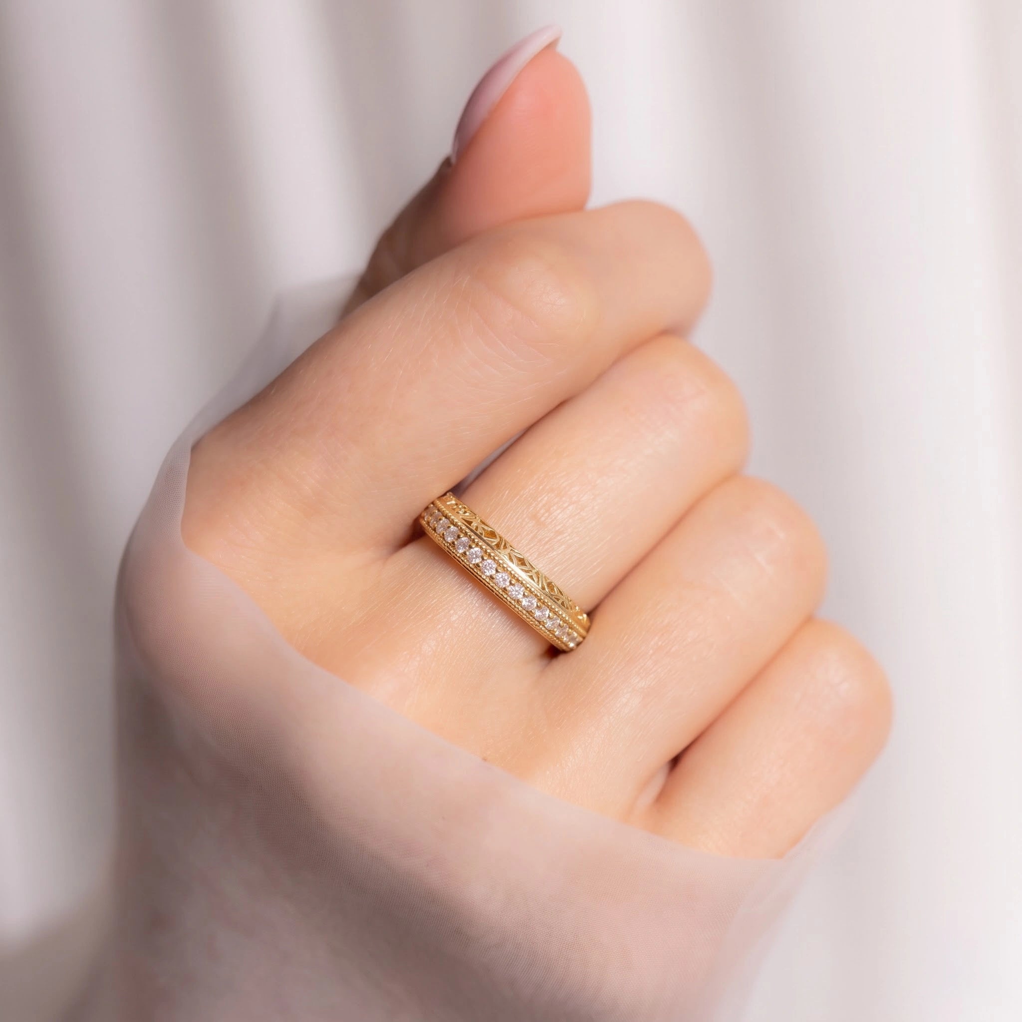 Vintage Filigree Pavé Diamond Band