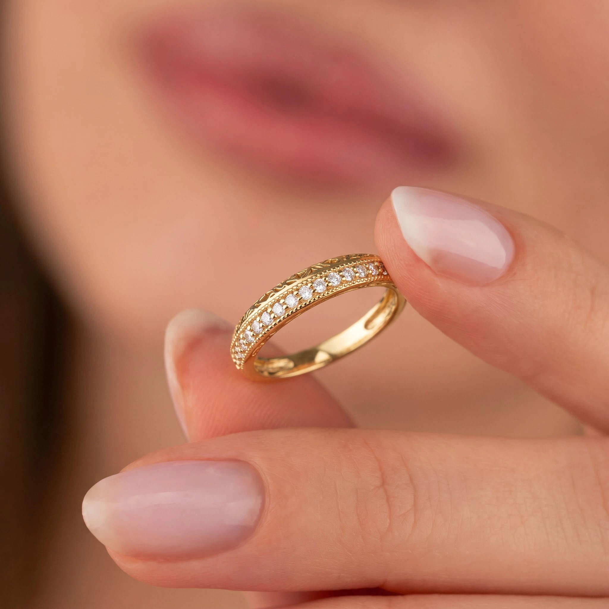 Vintage Filigree Pavé Diamond Band
