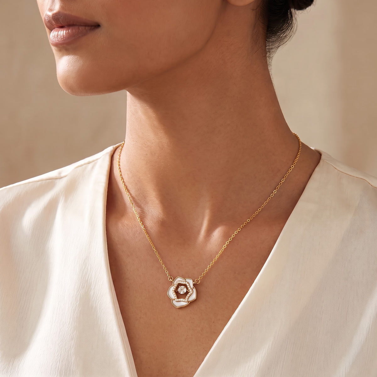 Blooming Diamond Necklace