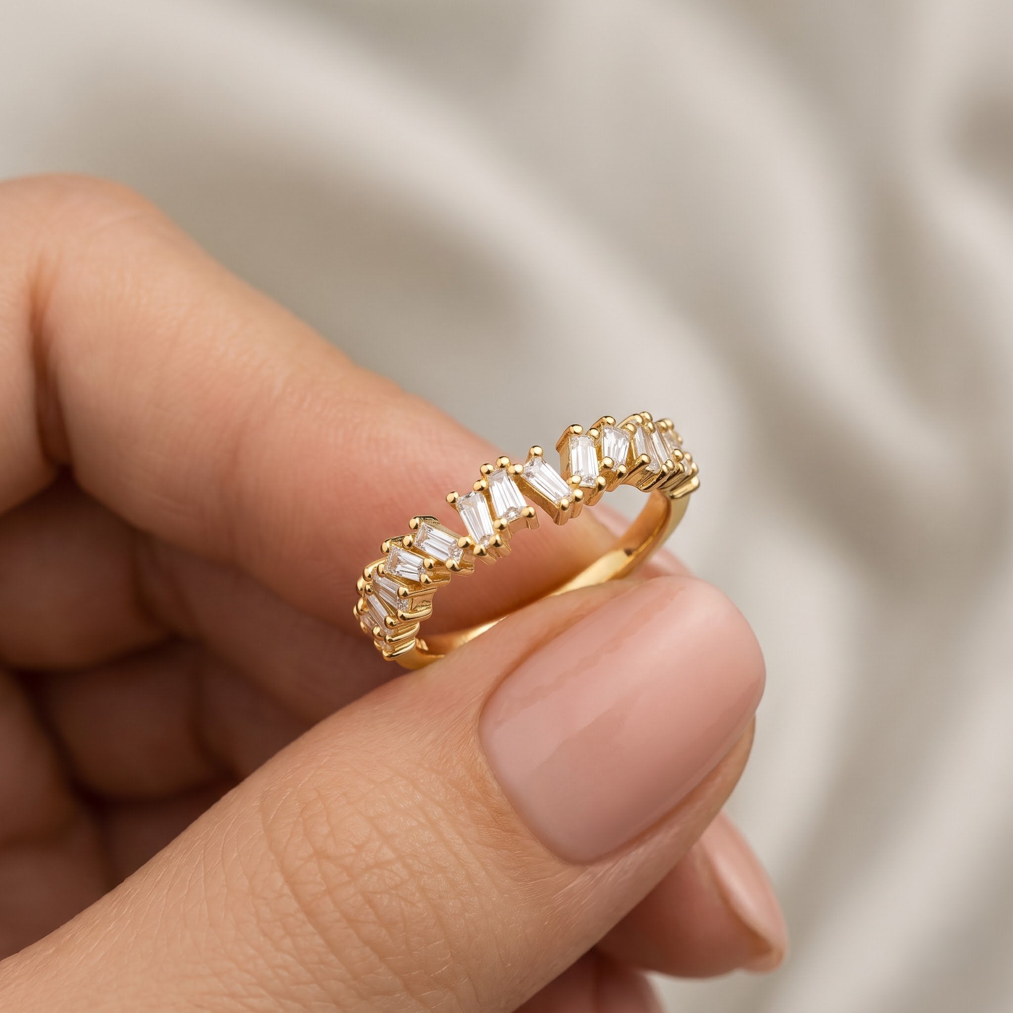 Scattered Baguette Diamond Band
